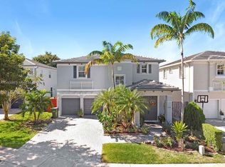 2974 NE 2nd Dr, Homestead, FL 33033