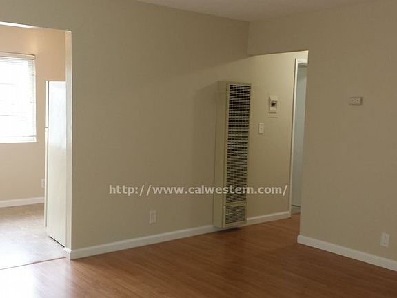 4th image of 4210 Payne Ave APT 2