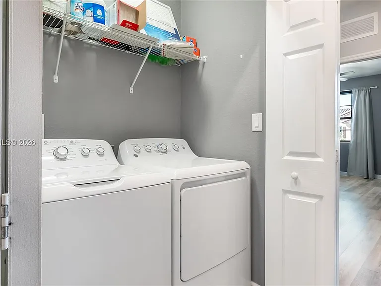 141 SE 34th Ter #141 — Photo 13