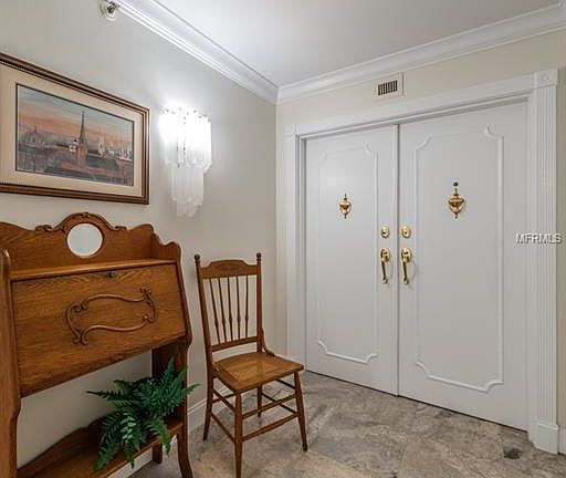 2nd image of 3301 Bayshore Blvd Unit 307B