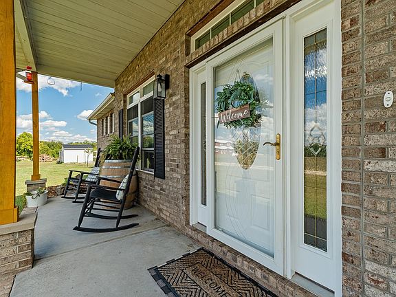 3rd image of 1086 County Road 71