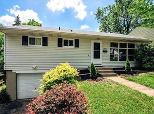 1213 Wayside Pl, Cincinnati, OH 45230