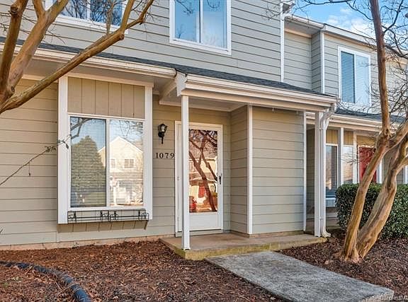 2nd image of 1079 Sardis Cove Dr #31