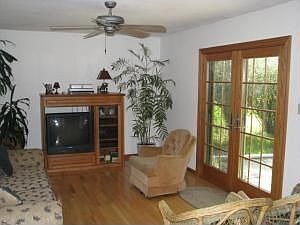 4th image of 339 Braatz Dr