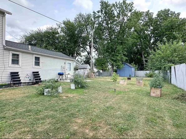 811 McKinley St, Janesville, WI 53548