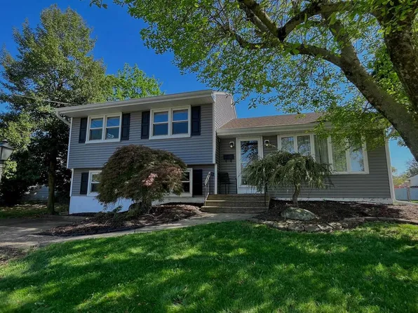 75 Winding Way, Hamilton, NJ 08620