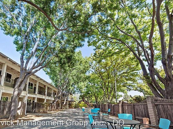 5th image of 199 Acalanes Dr APT 11