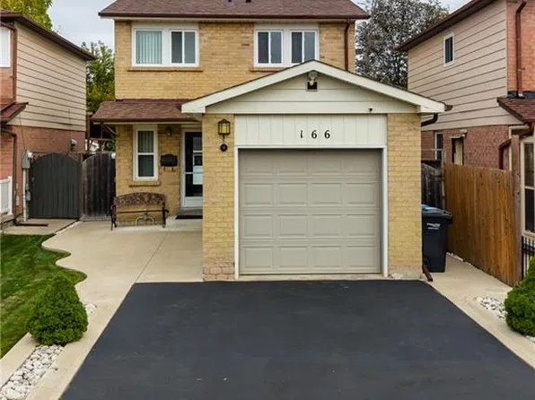 166 Martindale Cres, Brampton, ON L6X 2V2