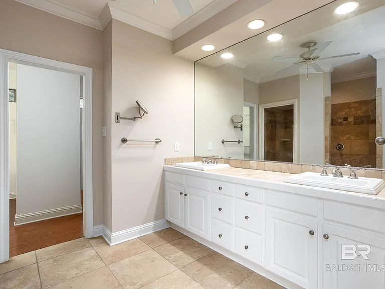 116 Chestnut Rdg — Photo 16