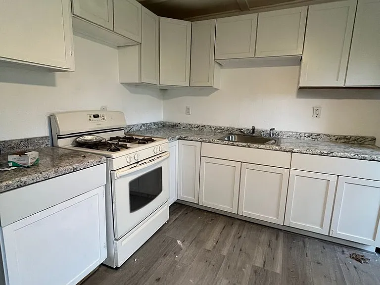 32 Drexel Dr — Photo 4