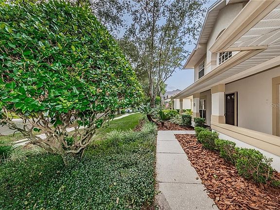 3rd image of 8709 Ashworth Dr