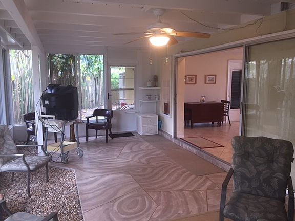 3rd image of 4021 SW 7th Ave