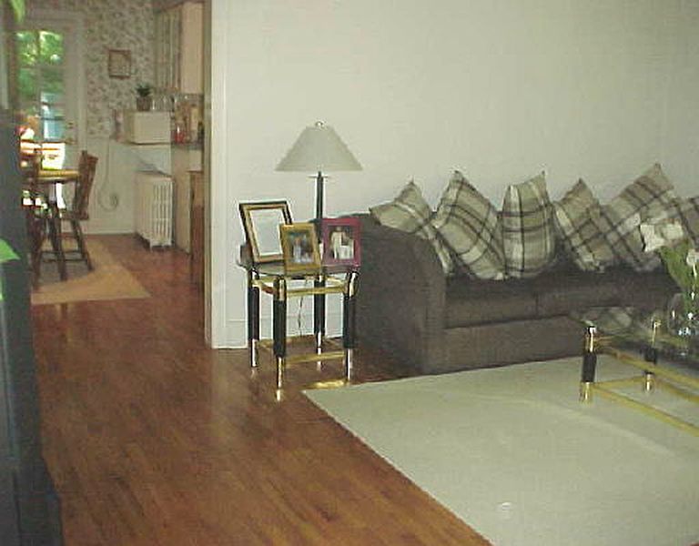 2nd image of 7 VAN WIE Terrace