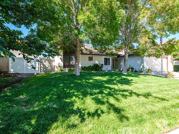 5th image of 37723 Sweetbrush St