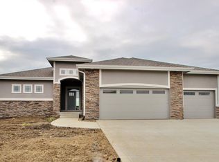 1803 NW Reinhart Dr, Ankeny, IA 50023