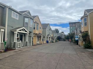 2631 NE 6th Pl, Portland, OR 97212