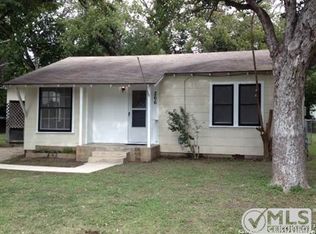 266 Ridgewood Ave, New Braunfels, TX 78130
