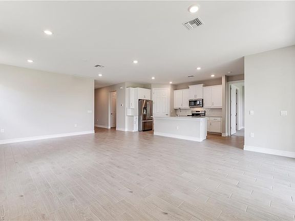 5th image of 16873 Elkhorn Coral DR