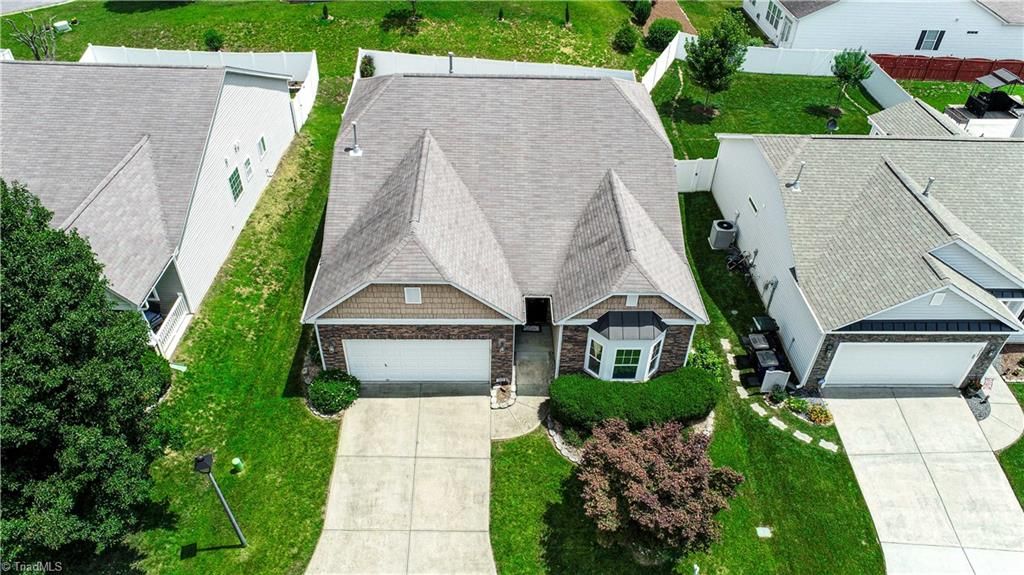 5019 Brian Center Ln, Winston Salem, NC - View 3
