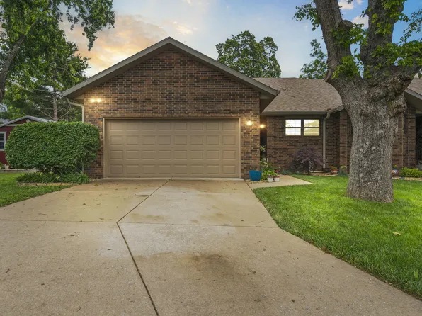 650 S Woodbridge Court, Nixa, MO 65714