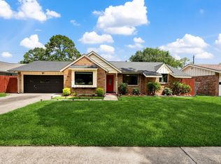 9766 Cedardale Dr, Houston, TX 77055