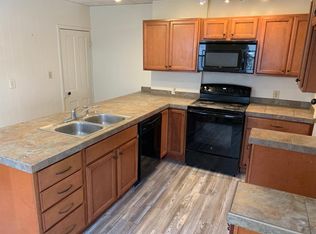 119 E Grove St, Taylor, PA 18517