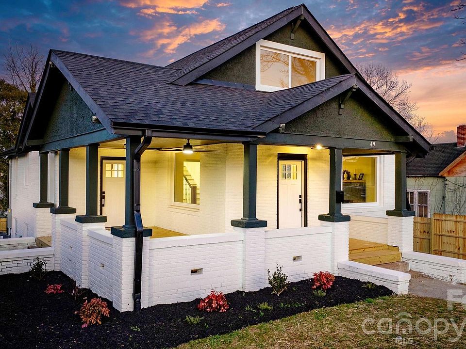 1st image of 49 8th St SE