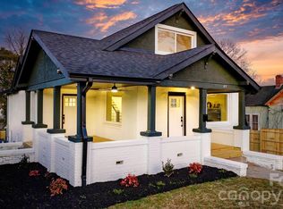 49 8th St SE, Hickory, NC 28602