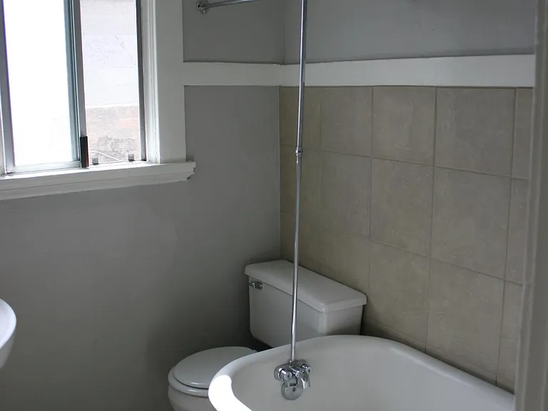 3618 Telegraph Ave #6 — Photo 4