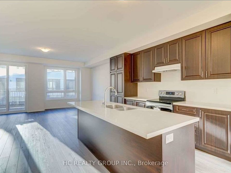 1st image of 18 William Russell Ln