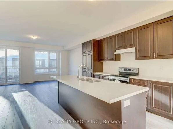 18 William Russell Ln, Richmond Hill, ON L4C 5S6