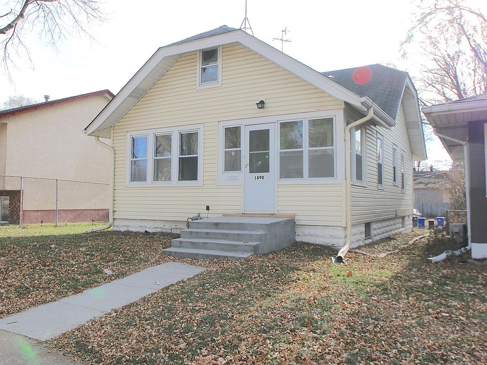 1st image of 1890 Ivy Ave E