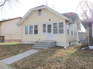 1890 Ivy Ave E, Saint Paul, MN 55119