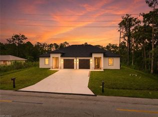 2909/2911 Owen Ave S, Lehigh Acres, FL 33973