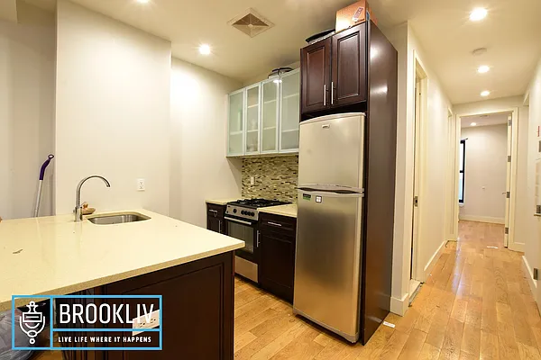 Rented by null | media 6