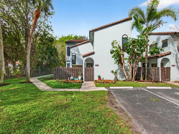 22380 Pineapple Walk Drive, Boca Raton, FL 33433