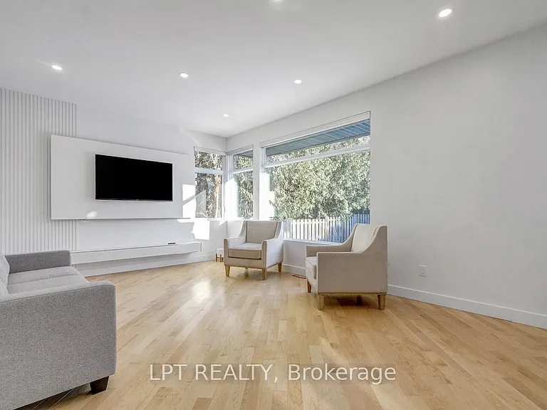 298 Crestview Rd — Photo 14
