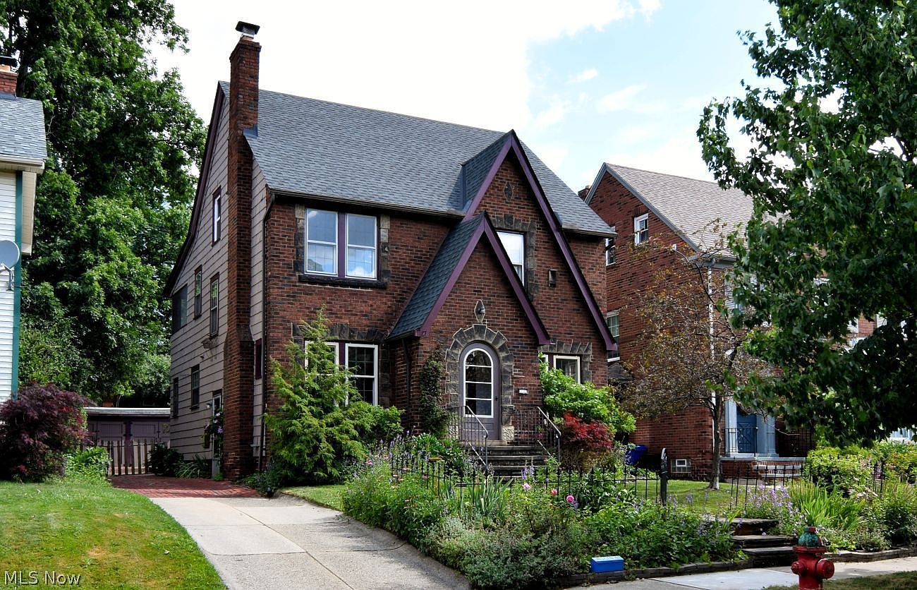 haru　M＋23 3549 Cedarbrook Rd, University Heights, OH 44118 | Zillow