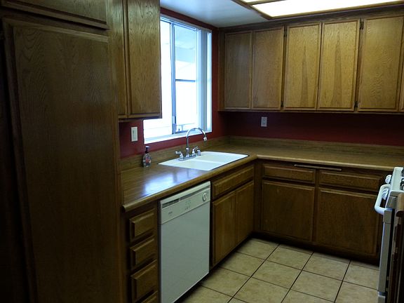 5th image of 901 Golden Springs Dr Unit A15