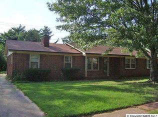 911 Brickell Rd NW, Huntsville, AL 35816