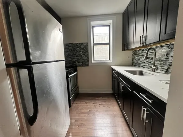 985 Ocean Avenue image 1 of 6