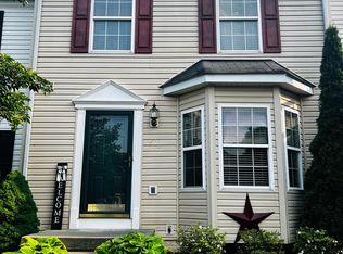 50 Lombard Ln, Bunker Hill, WV 25413