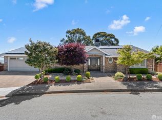 6 Del Rey Ct, San Carlos, CA 94070