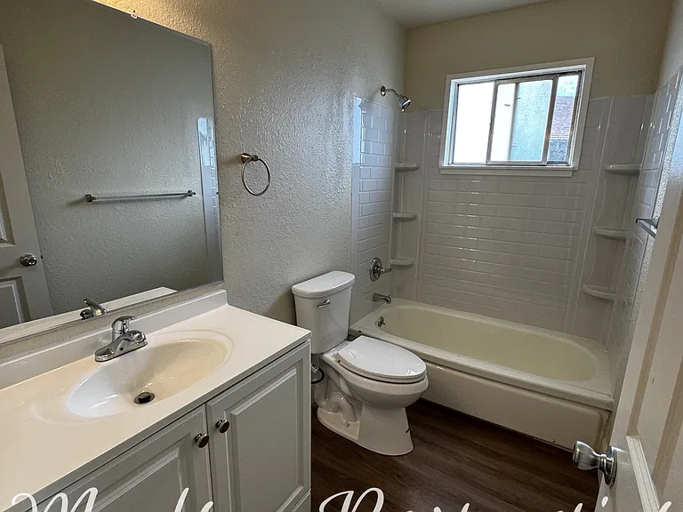 1872 5th Ave #9 — Photo 12