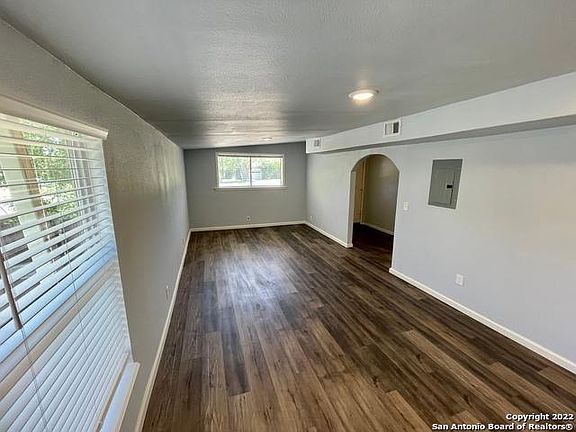 5th image of 1026 San Angelo