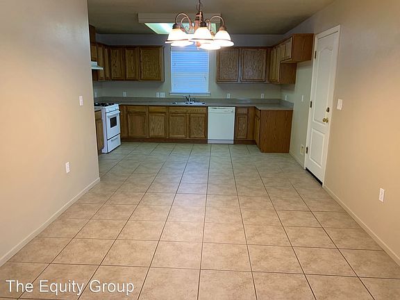 5th image of 116 W Cameron St #8649751