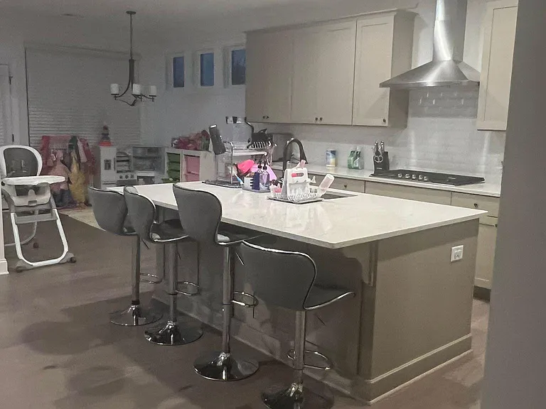218 Hamlet Dr — Photo 7