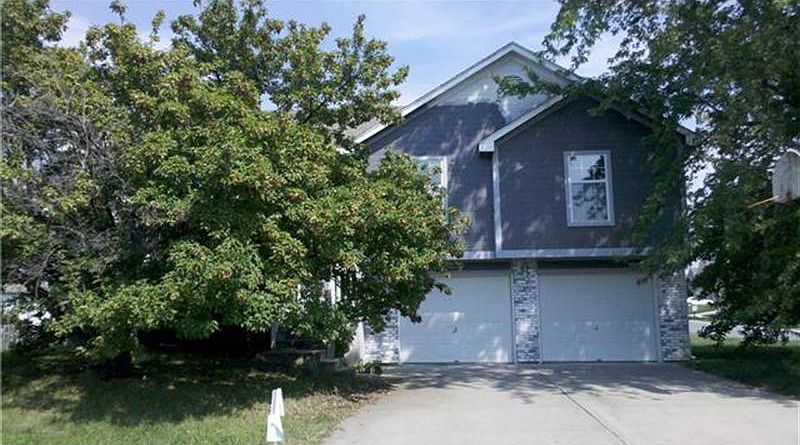 1st image of 629 SE Shiloh Dr