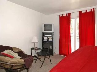 50 E King St APT 2, Winona, MN 55987