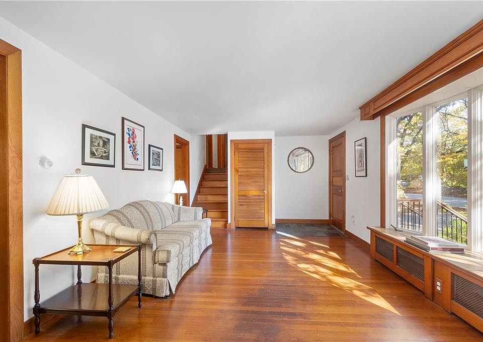 103 Angell Rd, Lincoln, RI 02865 Zillow